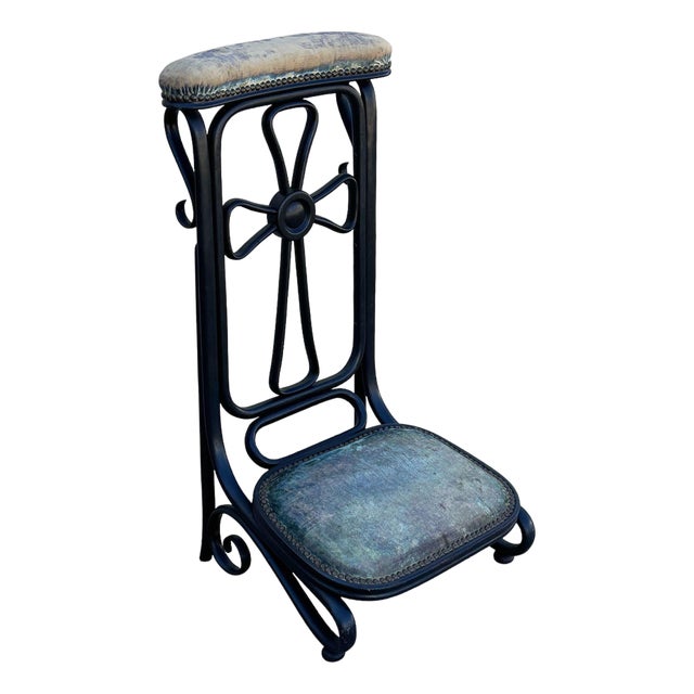 19th Century Vienna Secession Black Lacquered Bent Oak Prie-Dieu Prayer Kneeler Attributed to Thonet For Sale