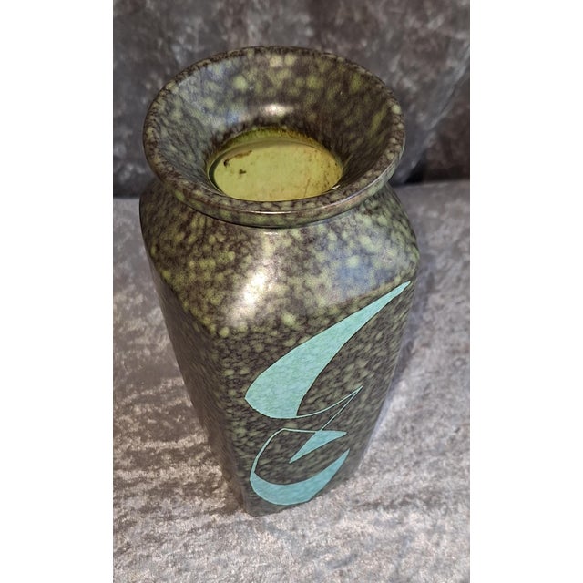 Mid-Century Modern Vintage Mid-Century Ceramic Vase with Mint Green Geometric Decor, 1960s For Sale - Image 3 of 5