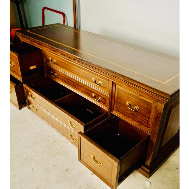 1960s Vintage Two Tone Mahogany Credenza For Sale - Image 10 of 11