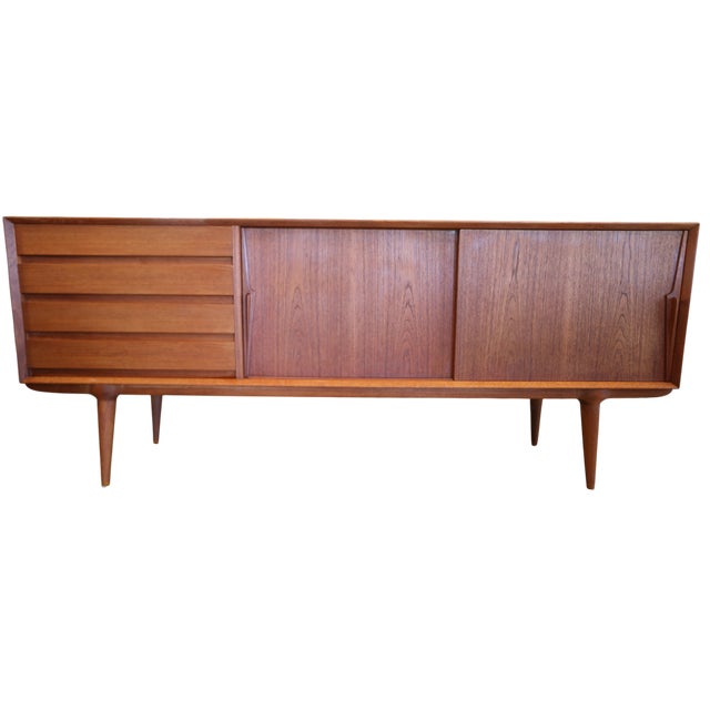 Teak Model 18 Sideboard by Gunni Omann for Omann Jun Møbelfabrik, 1960s For Sale - Image 14 of 14
