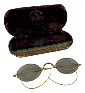 Antique Early 20th Century 14kt Gold Windsor Glasses with Case
