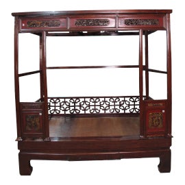 Example of Four Poster and Canopy Beds