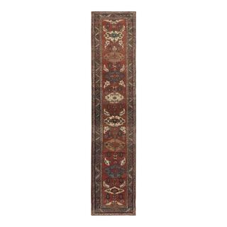 Antique Persian Serapi Runner Rug in Red With Geometric Medallions - Rug & Kilim For Sale