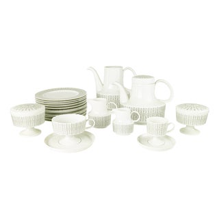 White Ceramic Coffee and Tea Service by Wirkkala for Rosenthal, 1960s, Set of 65 For Sale