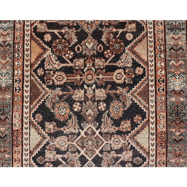 Shabby Chic Antique Persian Bidjar Rug With Intricate Floral Medallion 8'9 X 11'5 For Sale - Image 3 of 8