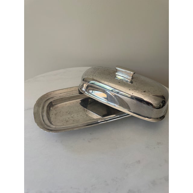 Metal Vintage Reed & Barton Embassy Silver Plate Covered Butter Dish #1142 | Domed Lid | Streamlined MCM Design | No Glass Liner | American Silverplate For Sale - Image 7 of 8