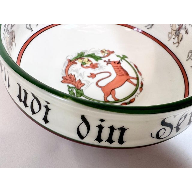 Norwegian Folk Art Drinking Bowl and Viking Dragon Boat-Shaped Ale Bowl with Hand-Painted Decor from Porsgrund Porcelain, 1930s, Set of 2 For Sale - Image 11 of 15