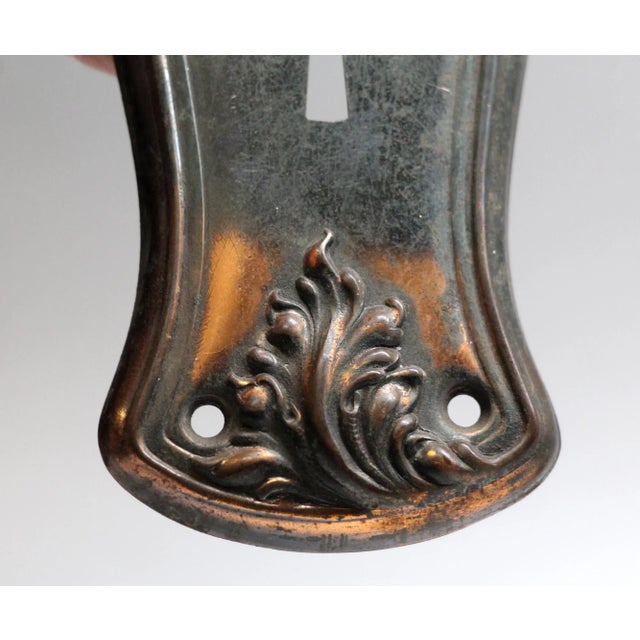 1910s Antique 1910s Lockwood Passage Door Knob & Plate Set For Sale - Image 5 of 7