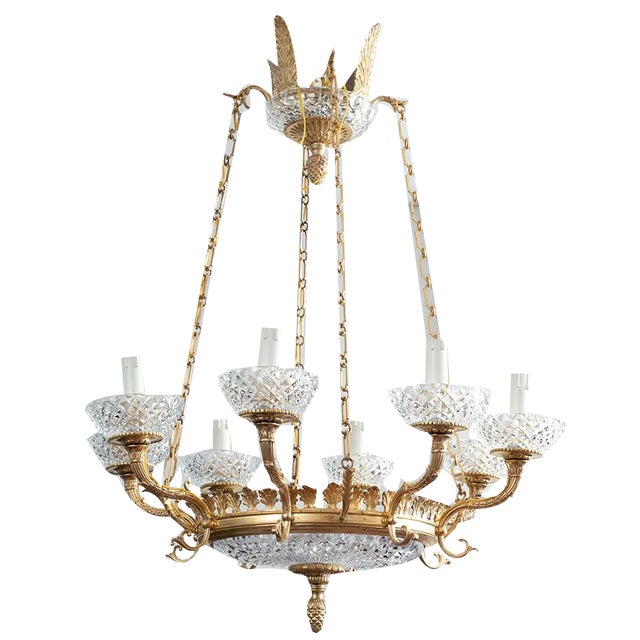 Antique French Napoleon III Chandelier in Gilded Bronze and Crystal, 19th Century For Sale