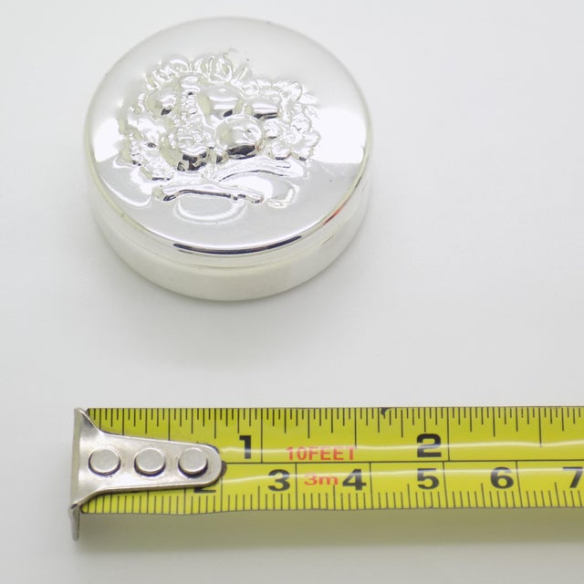 Vintage Italian Handmade Genuine Silver Fruit Design Pill Snuff Trinket Box, Made in Padua (Italy) For Sale - Image 11 of 12