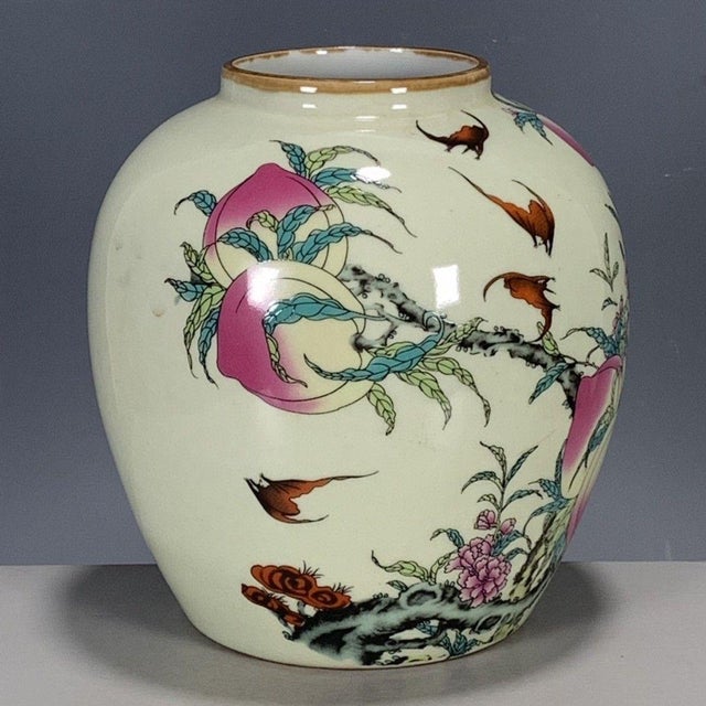 Dimensions: Height 15cm (5.91") x Diameter 15cm (5.91") Material: Glazed Porcelain, Famille Rose Enamel Style: Chinese,...
