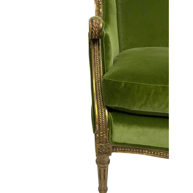 Wood 1910s Louis XVI Style Giltwood Carved Bergere Chair With Green Velvet For Sale - Image 7 of 13