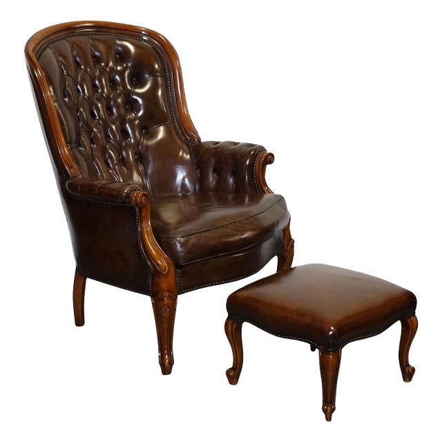 Set of Victorian Chesterfield Armchair and Ottoman in Dyed Leather For Sale