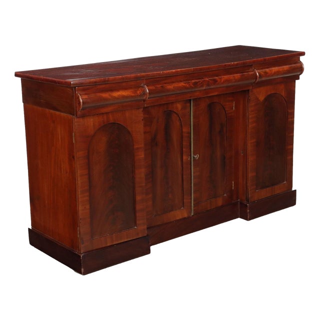 Victorian Style Sideboard in Mahogany For Sale