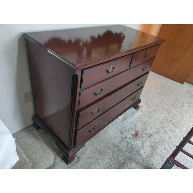 Mid 20th Century Drexel Furniture Vintage Solid Mahogany Georgian Dresser - Late 20th Century For Sale - Image 5 of 7