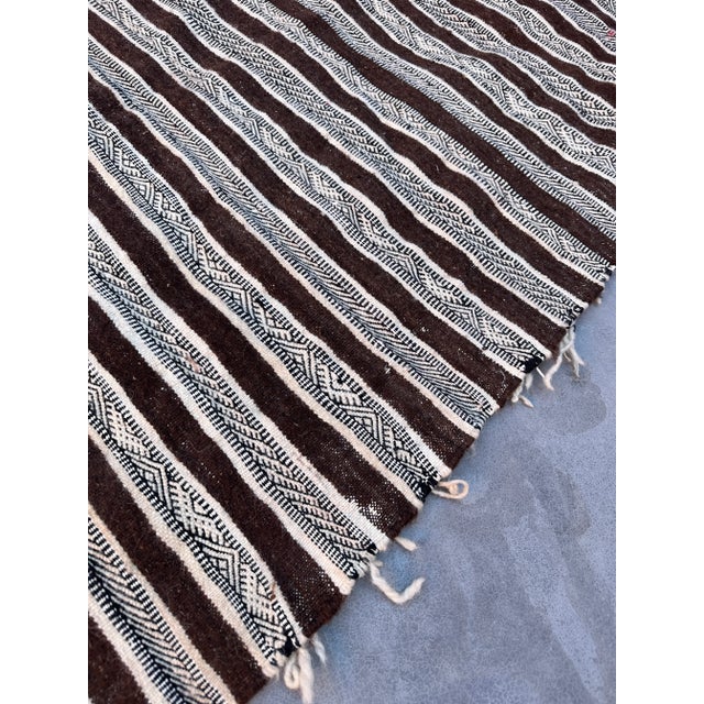 Tribal Moroccan Vintage Throw - 3'0" X 6'3" Ft For Sale - Image 3 of 9