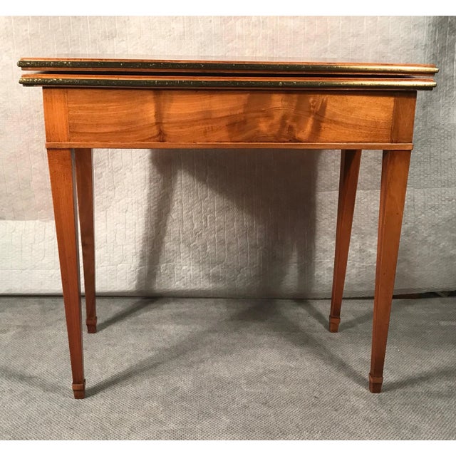Early 19th Century 1820 South German Biedermeier Walnut Card Table For Sale - Image 5 of 12