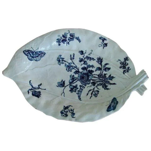 Ceramic 18th Century Worcester Blue & White Leaf Form Dish For Sale - Image 7 of 7