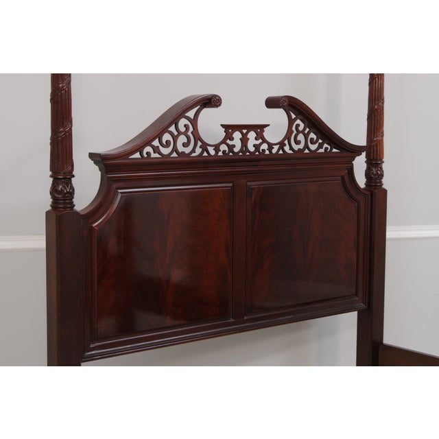 Thomasville Queen Size Mahogany Poster Bed For Sale In Philadelphia - Image 6 of 18