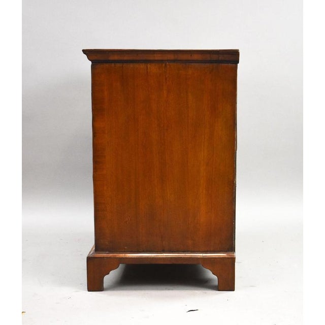 George III Burr Walnut Chest of Drawers, 1800s For Sale - Image 3 of 6
