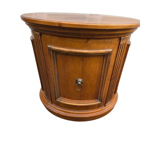 Vintage Ethan Allen Tuscan Knotty Pine Drum End Table Side Cabinet Lion Head Pull For Sale - Image 13 of 18