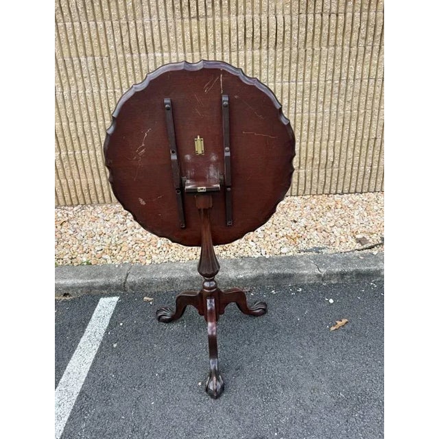Antique Chippendale Style Tilt Top Pine Crust Tripod Side Table For Sale - Image 12 of 18