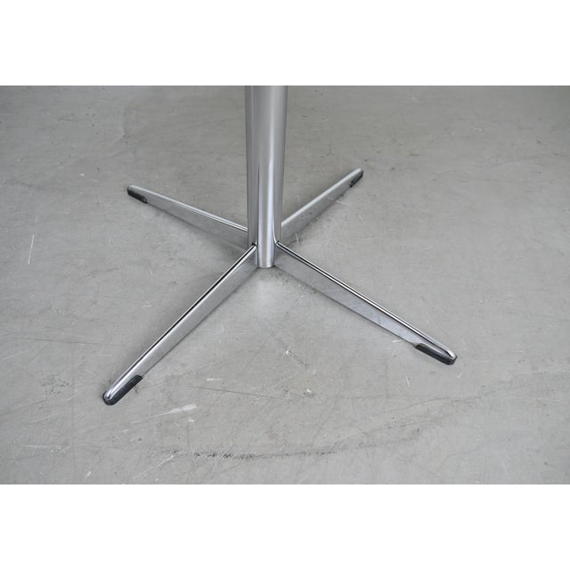 White Round Side Table with Chrome-Plated Cross Base, Germany, 1970s For Sale - Image 9 of 10