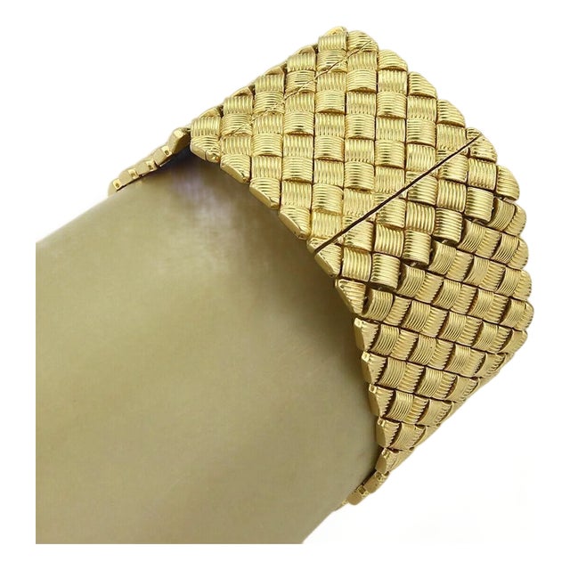 Hidden Cove 18k Yellow Gold Watch Bracelet 106gr For Sale