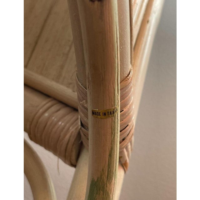 Mid-Century Modern Off-White Vintage Bamboo Side Table For Sale - Image 3 of 3