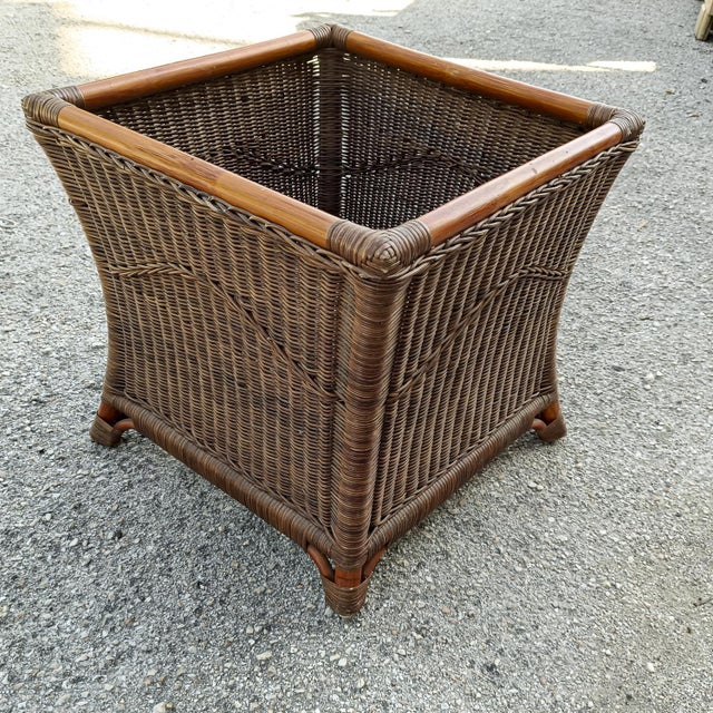 Colored Bamboo Wicker. Italy 1970 Bamboo 51 x 51 x 53 x H 51.5. Style 900 Years 1970s. Dimensions: height 51.5 Cm width 51...