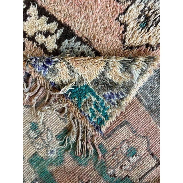 1980s Mid-Century Moroccan Moroccan Boujad Wool Rug For Sale - Image 6 of 7