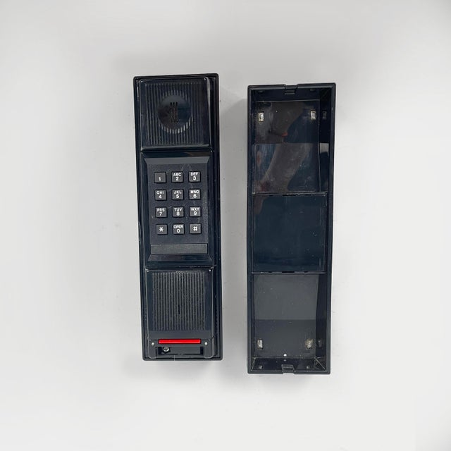1980s Italian Modern Black Plastic Telephone Notturno by Giorgio Armani, 1980s For Sale - Image 5 of 11