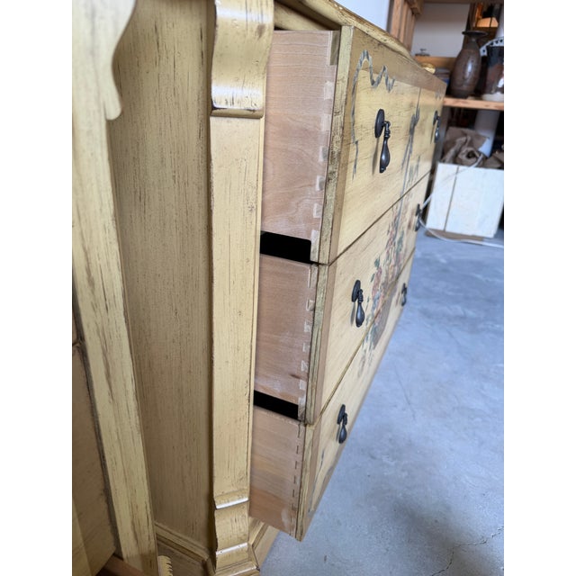 Pair of Vintage Drexel Heritage Three Drawer Nightstands For Sale - Image 14 of 17