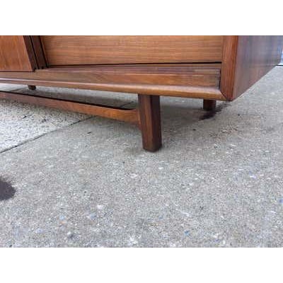 Mid 20th Century Cavalier low dresser/ Credenza, Attributed For Sale - Image 10 of 11