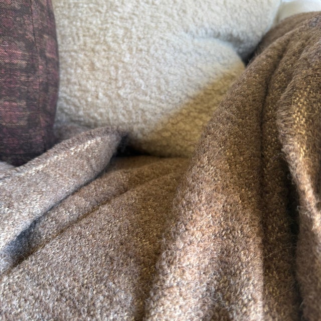 Traditional Brown Belgian Linen and Wool Throw For Sale - Image 3 of 5