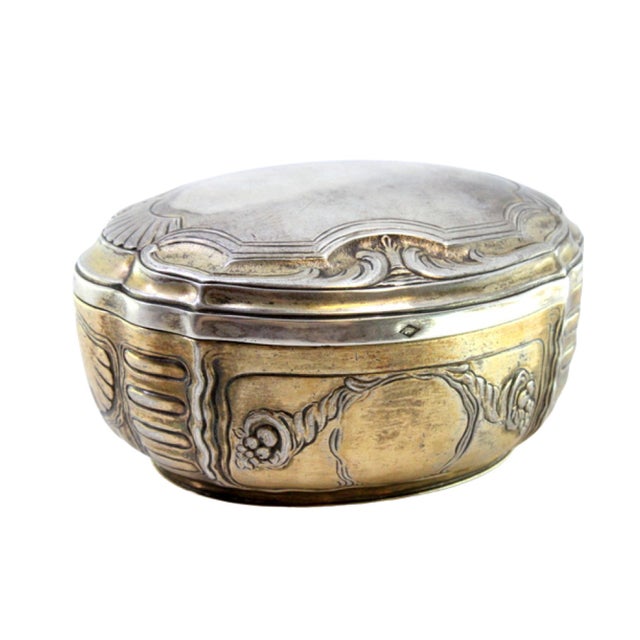 Elliptical Silver Box with Reliefs For Sale - Image 10 of 10