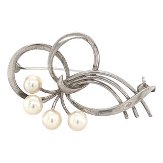 1990s Mikimoto Estate Akoya Pearl Brooch Sterling Silver For Sale