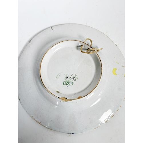 Majolica Plates and Earthenware Dish, France, Early 20th Century, Set of 3 For Sale - Image 14 of 15