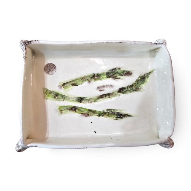 Rustic European Vintage Hand-Painted Ceramic Asparagus Serving Dish With Matching Bowl – Late 20th Century For Sale - Image 3 of 3