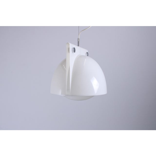 Guzzini White Orione Pendant Lamp by Ermanno Lampa and Sergio Brazzoli for Guzzini, 1970s For Sale - Image 4 of 18