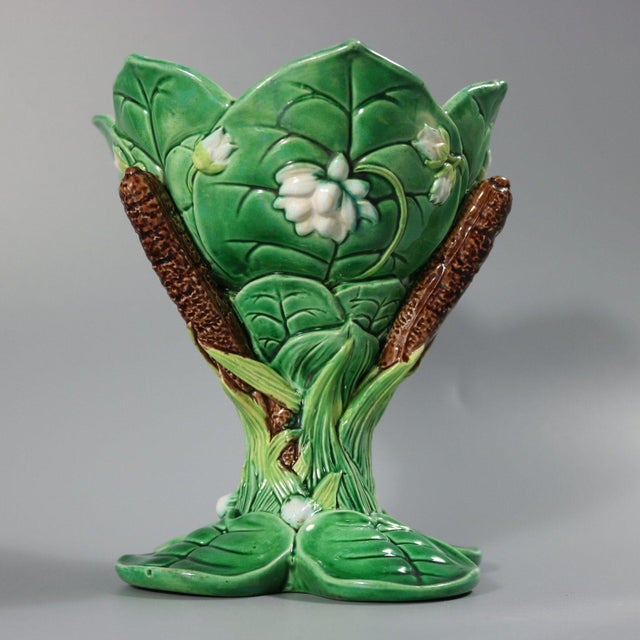 Late 19th Century George Jones Majolica Lily Sweetmeat Dish For Sale - Image 5 of 13