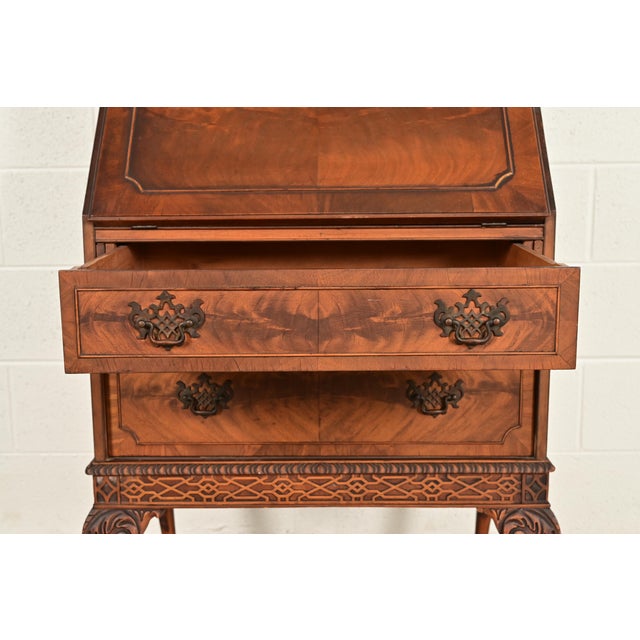Brown Chippendale Flame Mahogany Drop Front Secretary Desk With Bookcase Hutch by Saginaw Furniture, Circa 1920s For Sale - Image 8 of 18