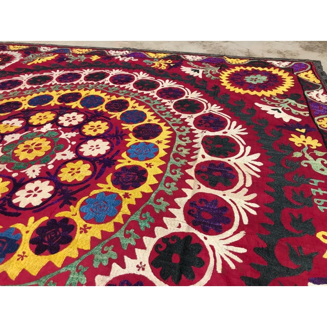 1974 Vintage Floral Center Suzani For Sale In Los Angeles - Image 6 of 7