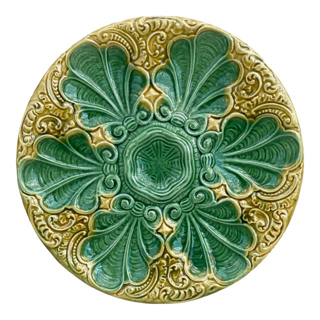 19th Century Green & Yellow Majolica Oyster Plate For Sale