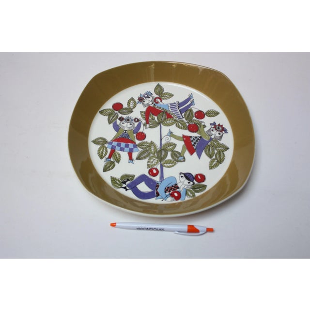 This is a hand-painted / silkscreened 1960s Charger / Serving Plate designed by Turi Gramstad-Oliver for Figgjo Flint of...