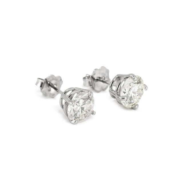 Modern Unisex 14k White Gold 2.14ctw Round Cut Diamond 4 Prong Push Back Stud Earrings, A Pair For Sale - Image 3 of 8
