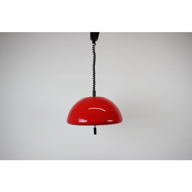 Made in italy. Made of plastic and chrome. 3x e14 or e15 bulb. Polished. There are scratches on the surface. The cable is...