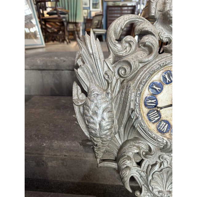 German Cast Iron Clock, 1890s, in Very Good conditions. Designed 1890 to 1919