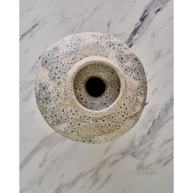 Ceramic Sculptural "Lydion Granito" Stoneware Vase by Canoa Lab for TRNK in Speckled Gray For Sale - Image 7 of 10