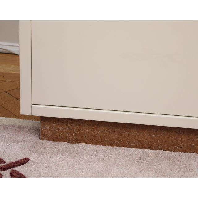 Modern Memoire Ivory High-Gloss Lacquer Storage Armoire Cabinet by Jeremiah Brent For Sale - Image 3 of 9